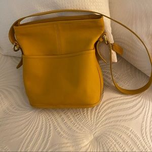 Authentic Coach shoulder bag